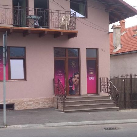 Cazare Regim Hotelier Zărneşti Exterior foto